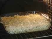 Fırında Peynirli Makarna