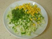 Yoğurtlu Marul Salatası