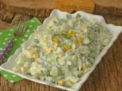 Yoğurtlu Marul Salatası