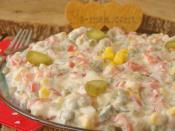 Yoğurtlu Garnitür Salatası