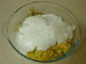 Yoğurtlu Yumurtalı Patates Salatası