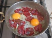 Pastırmalı Yumurta