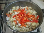 Tavuklu Karnabahar Kavurması