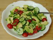 Avokado Salatası
