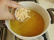 Erişteli Tarhana Çorbası