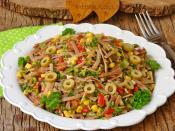 Kavrulmuş Erişte Salatası