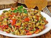 Cevizli Zeytin Salatası