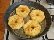 Kızarmış Ananas Tatlısı