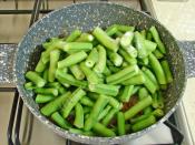 Kıymalı Taze Bakla Yemeği