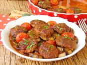 Köfteli Patlıcan Yemeği