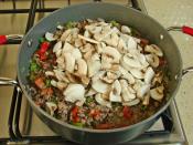 Kıymalı Mantar Yemeği