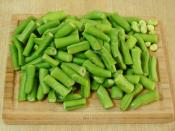 Taze Bakla Salatası