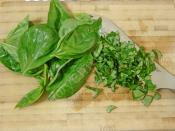 Domatesli Fesleğenli Makarna