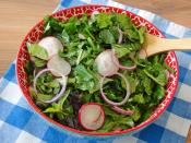 Soğanlı Roka Salatası