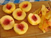 Tavada Şeftali Tatlısı