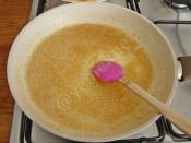 Tavada Şeftali Tatlısı