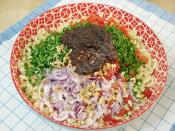 Soslu Makarna Salatası