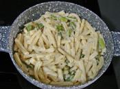 Kuşkonmazlı Makarna