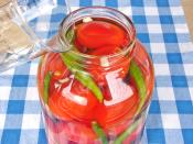 Kırmızı Domates Turşusu