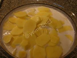 Kremalı Fırında Patates