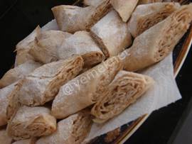 Tahinli Cevizli Tatlı (Baklavalık Yufka İle)