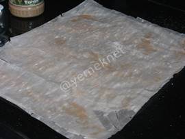 Tahinli Cevizli Tatlı (Baklavalık Yufka İle)