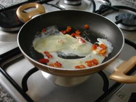 Ekmek İçi Yağda Yumurta