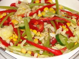 Jülyen Biberli Yeşil Salata (Çam Fıstıklı, Kırık Badem)