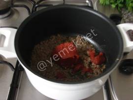 Kıymalı Tel Şehriye Çorbası