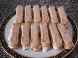 Kedidilli Ekler Pasta