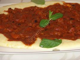 Patates Yatağında Et Sote (Patates Beğendi)