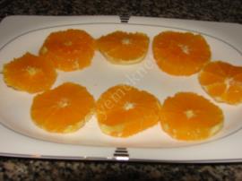 Kerevizli Portakal Kanepeleri (Kereviz Salatası)