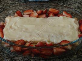 Çilekli Milföy Pasta