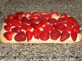 Çilekli Milföy Tart