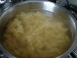 Fırında Sebzeli Fiyonk Makarna