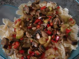 Fırında Sebzeli Fiyonk Makarna