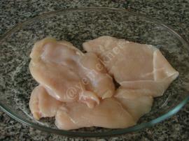 Tavuk Yatağında Soslu Garnitür