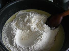 Fıstıklı Un Helvası