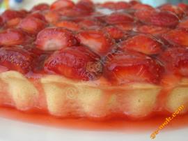 Strawberry Jelly Cake Recipe