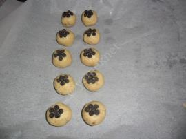 Damla Çikolatalı Cevizli Kurabiye