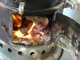 Odun Semaverinde Demleme Çay