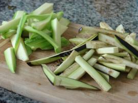 Sebzeli Tavuk Salatası (Dukan Usulü)