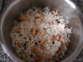 Bademli, Kuş Üzümlü Pilav