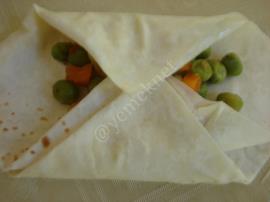 Garnitürlü Zarf Böreği (Hazır Yufka İle)