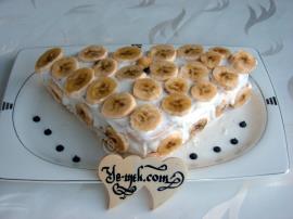 Minyatür Muzlu Pasta