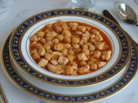 Tavuklu Nohut Yemeği