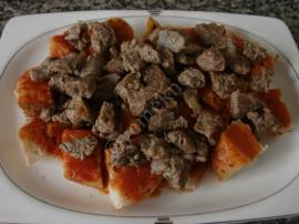 Pideli Yoğurtlu Kebap