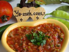 Acılı Ezme Salatası