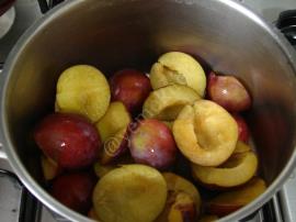 Mürdüm Eriği Suyu