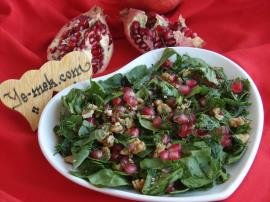 Narlı Ispanak Salatası